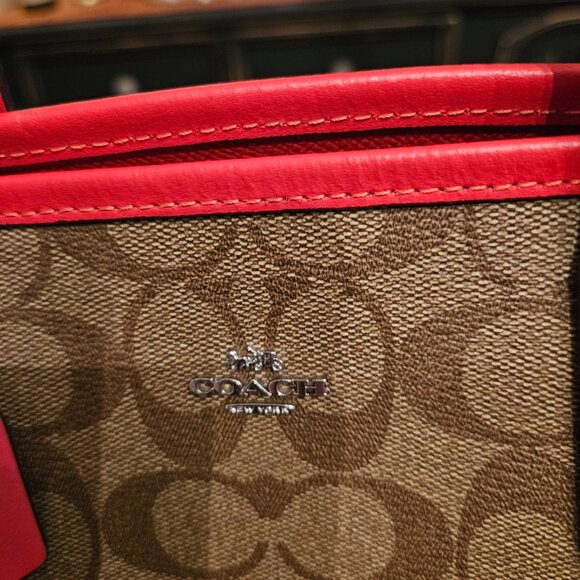 Coach hanbag small - Picture 2 of 5